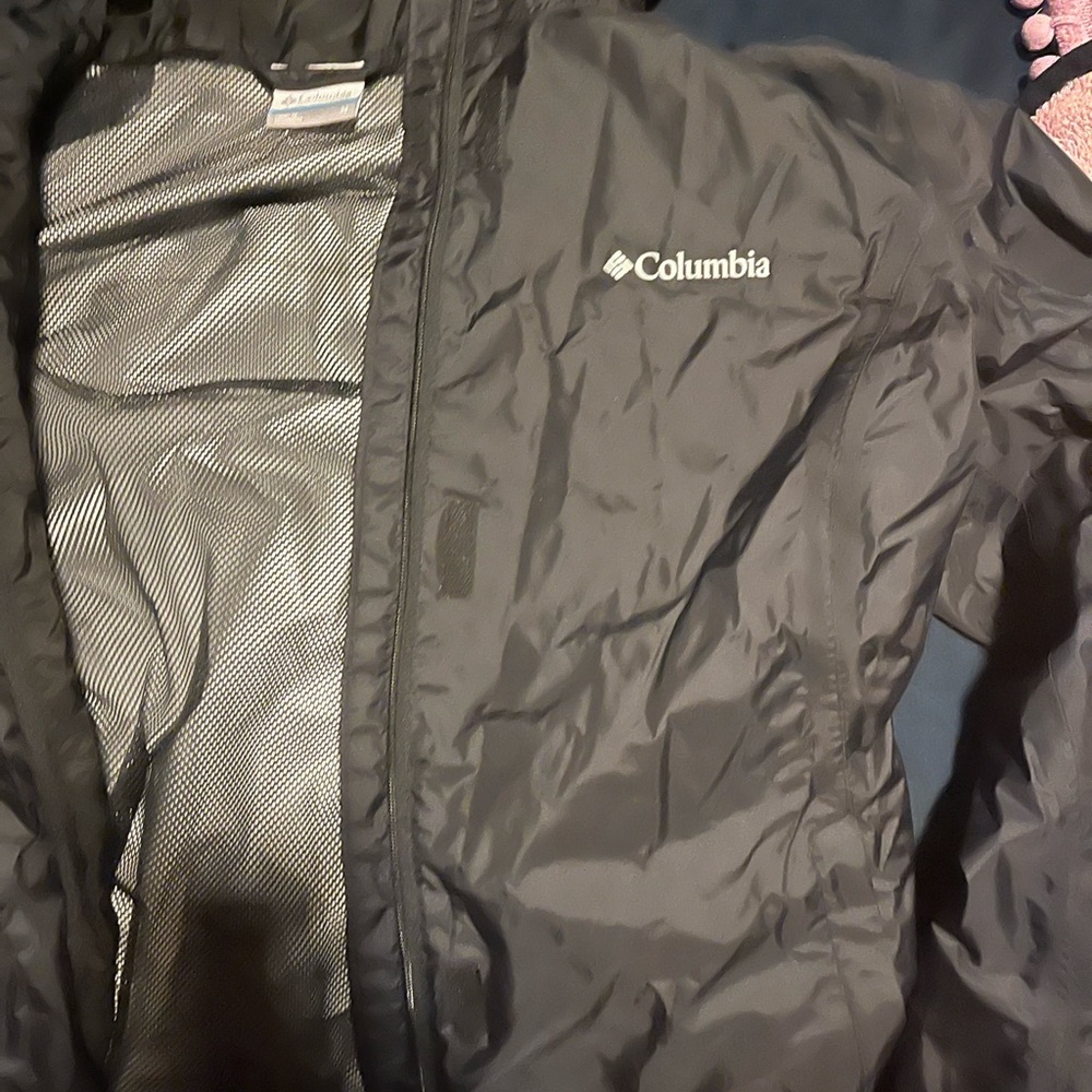 Columbia rain jack-black size M